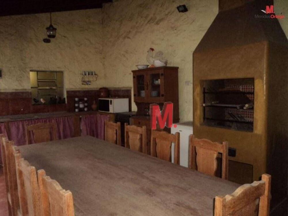 Casa à venda com 2 quartos, 150m² - Foto 12