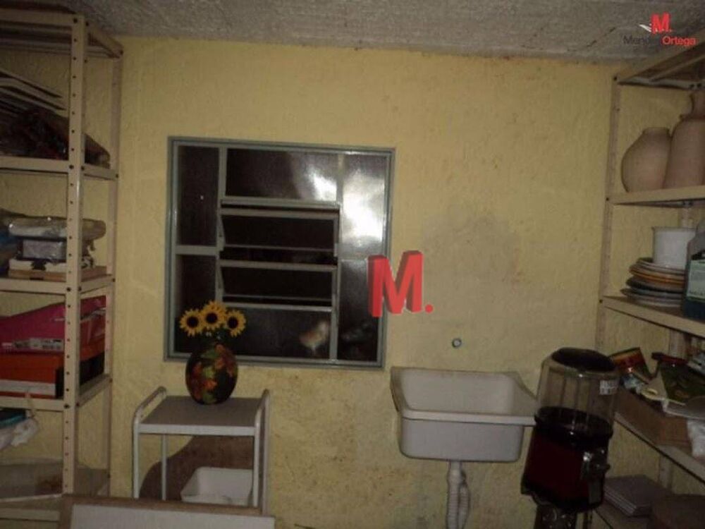 Casa à venda com 2 quartos, 150m² - Foto 11