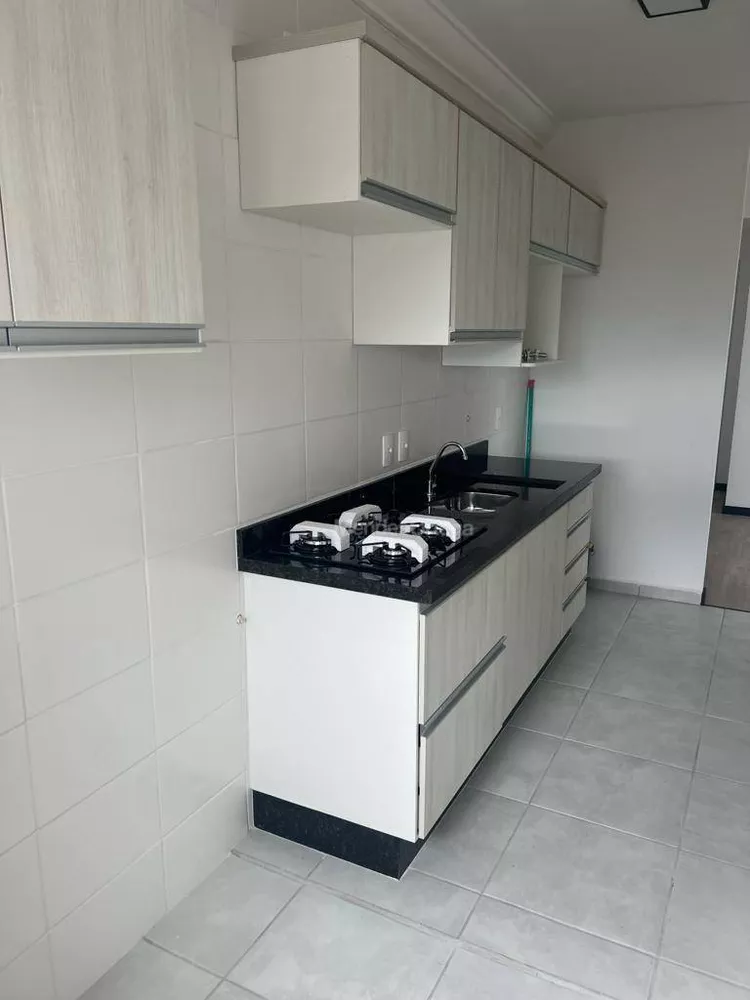 Apartamento à venda com 2 quartos, 62m² - Foto 8