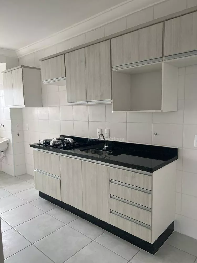 Apartamento à venda com 2 quartos, 62m² - Foto 7