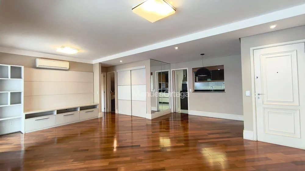 Apartamento, 3 quartos, 135 m² - Foto 1