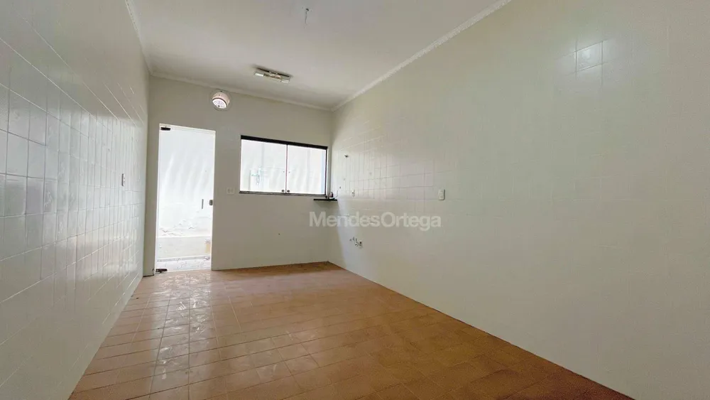 Casa, 4 quartos, 375 m² - Foto 11
