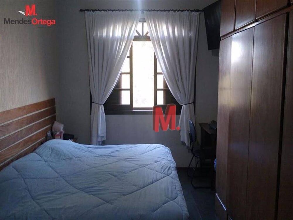 Casa, 3 quartos, 262 m² - Foto 6