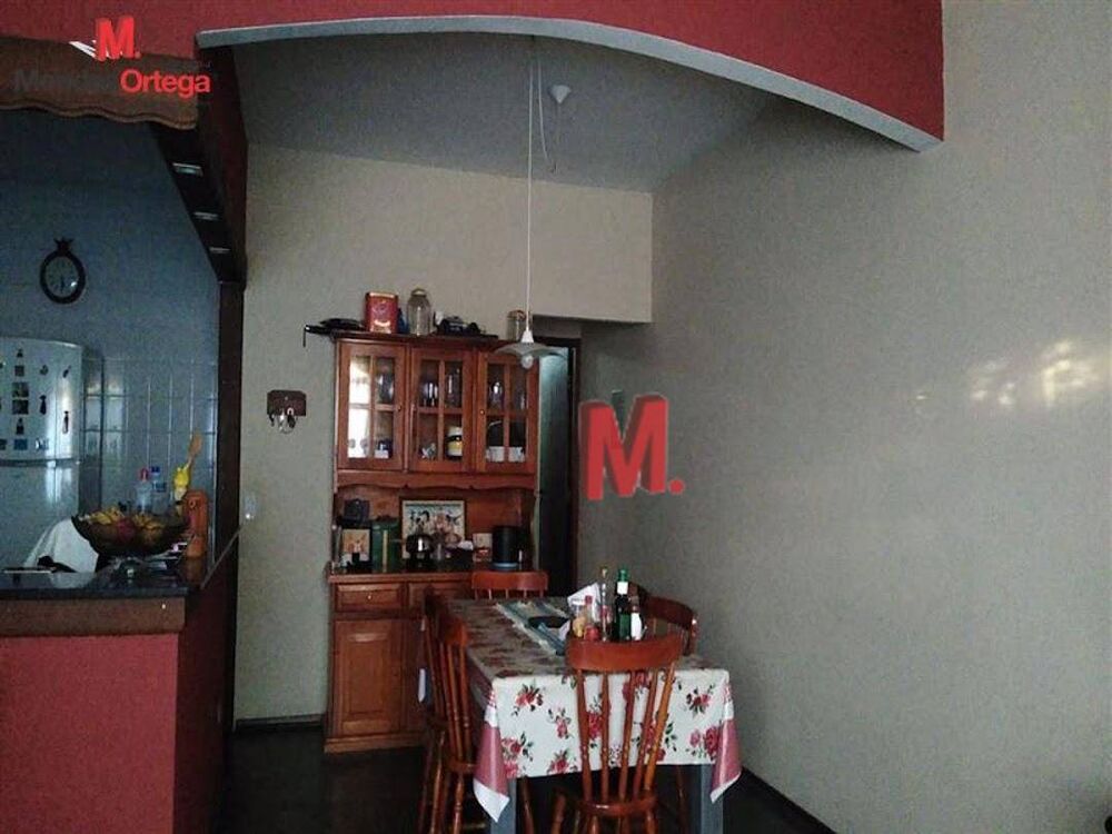 Casa, 3 quartos, 262 m² - Foto 3
