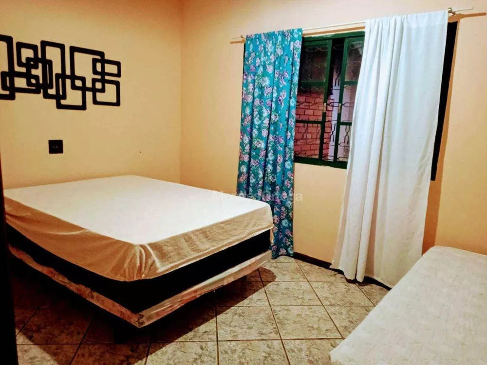 Chácara à venda com 9 quartos, 1000m² - Foto 6