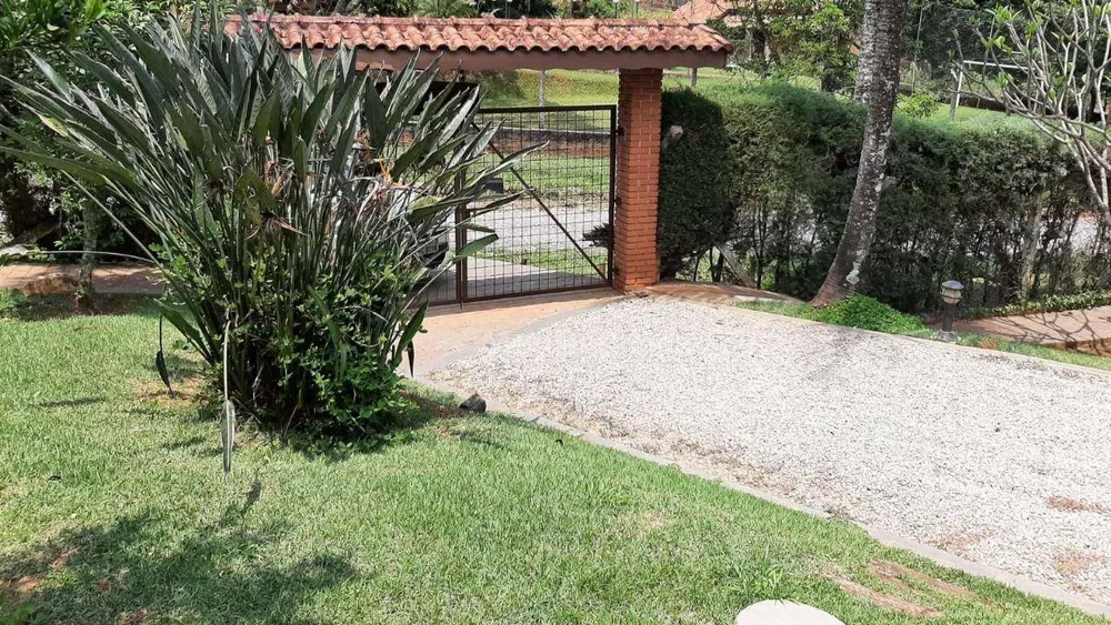 Chácara, 3 quartos, 1023 m² - Foto 1