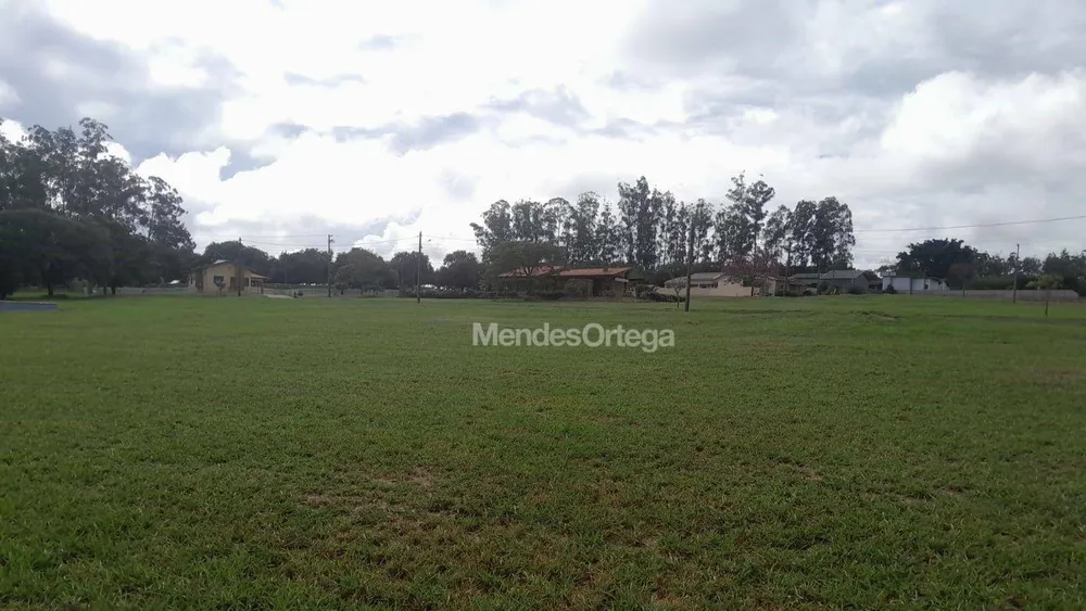 Loteamento e Condomínio, 900 m² - Foto 1