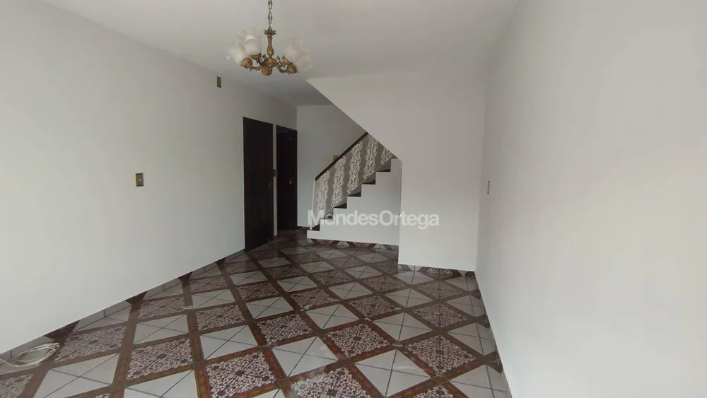 Casa, 3 quartos, 248 m² - Foto 4