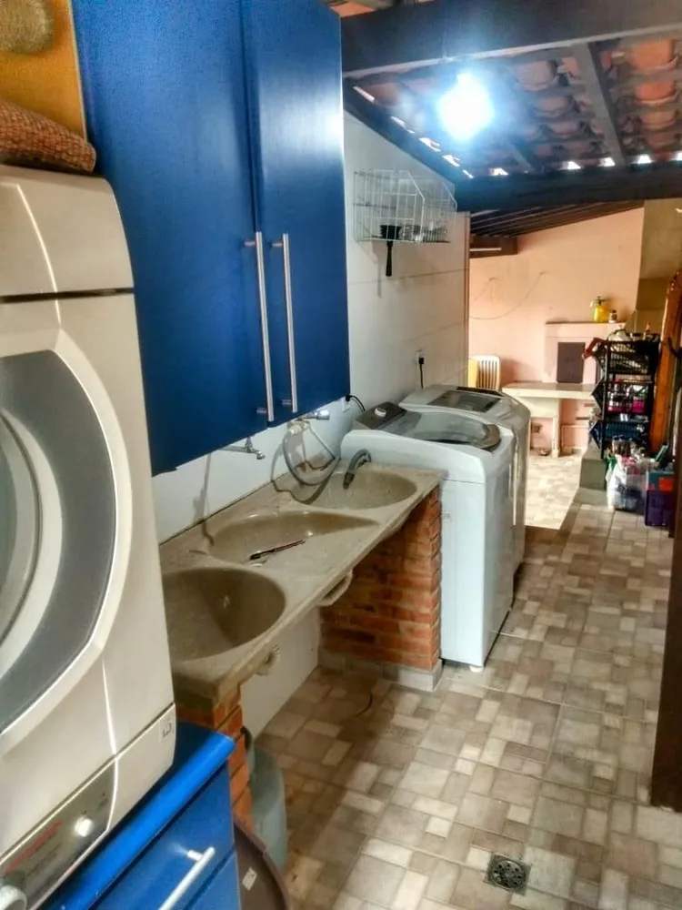 Casa, 3 quartos, 242 m² - Foto 24