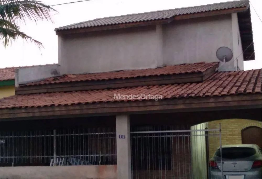 Casa, 3 quartos, 175 m² - Foto 1
