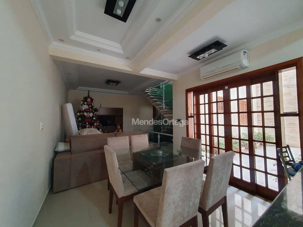 Casa, 3 quartos, 338 m² - Foto 3