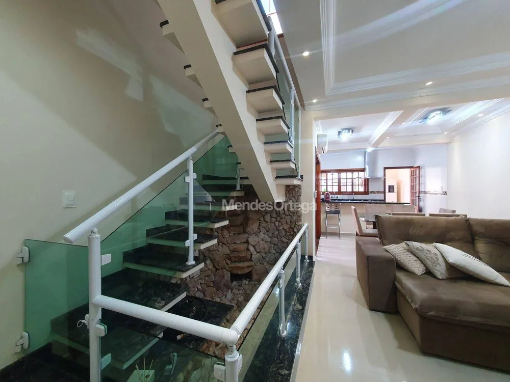 Casa, 3 quartos, 338 m² - Foto 6