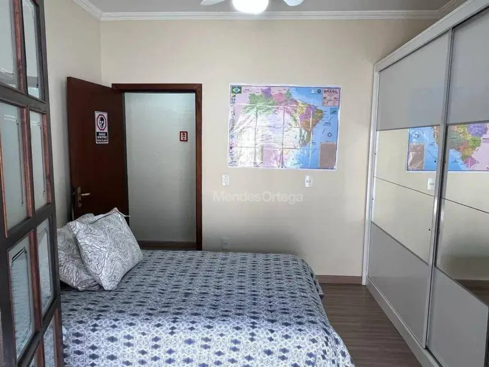 Casa, 3 quartos, 239 m² - Foto 10