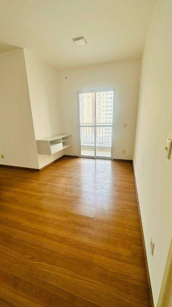 Apartamento à venda com 2 quartos, 57m² - Foto 1