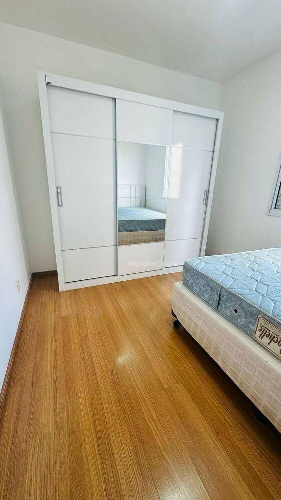 Apartamento à venda com 2 quartos, 57m² - Foto 15