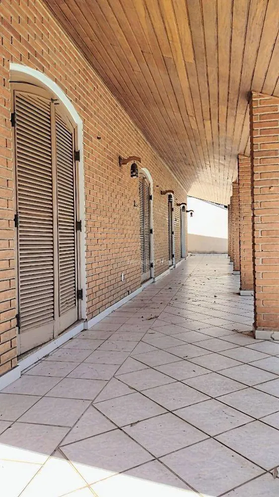 Casa, 3 quartos, 242 m² - Foto 11
