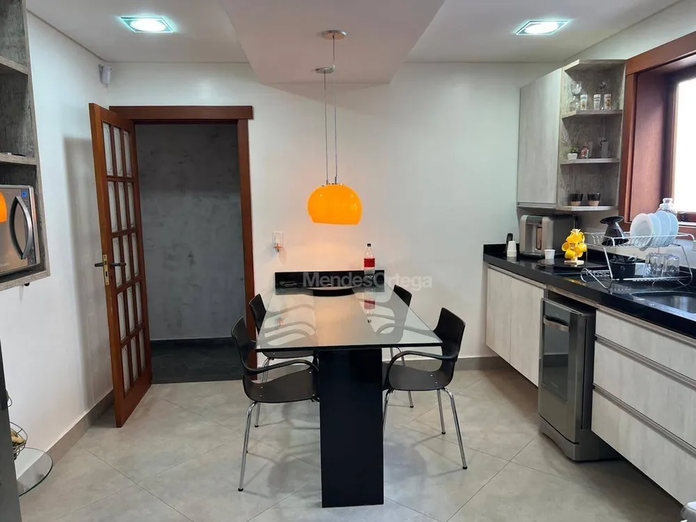 Casa, 3 quartos, 373 m² - Foto 8