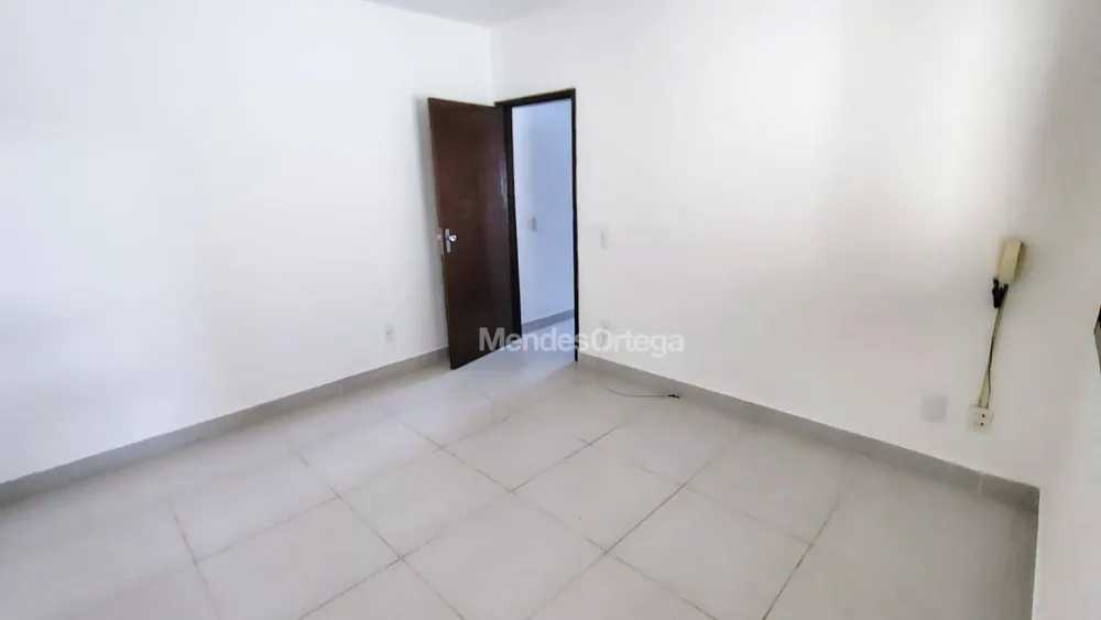 Casa, 5 quartos, 230 m² - Foto 10