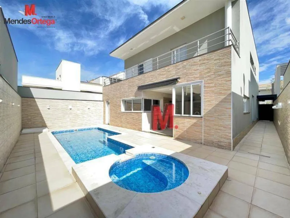 Casa de Condomínio, 4 quartos - Foto 1