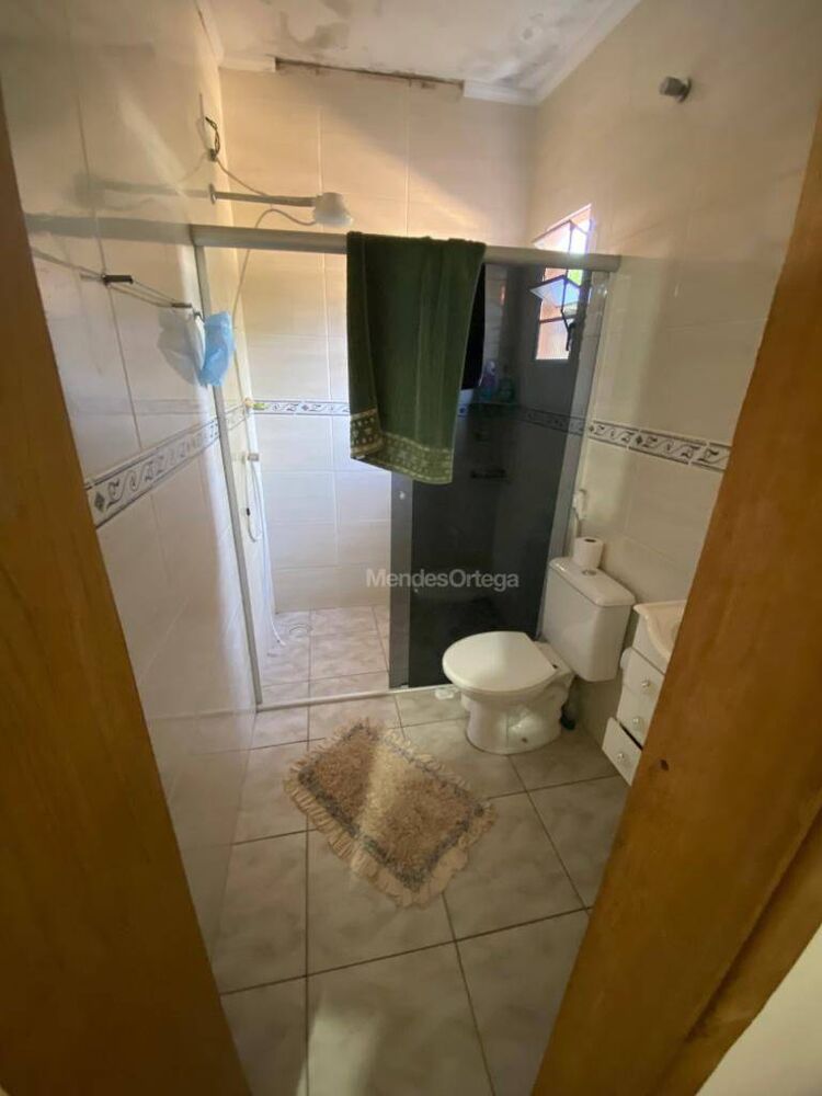 Casa, 4 quartos, 218 m² - Foto 2