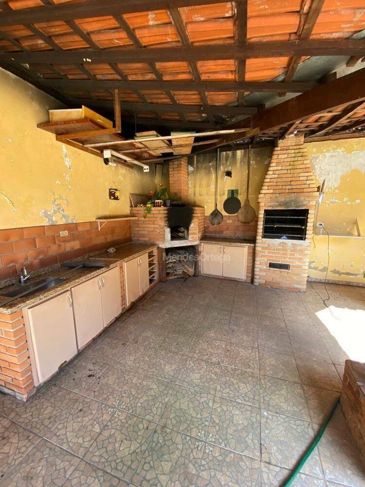 Casa, 4 quartos, 218 m² - Foto 4