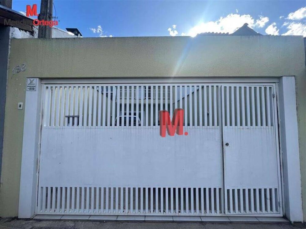 Casa, 3 quartos, 132 m² - Foto 1