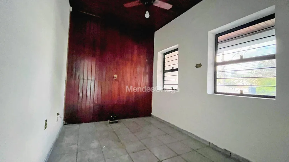 Casa, 3 quartos, 232 m² - Foto 2