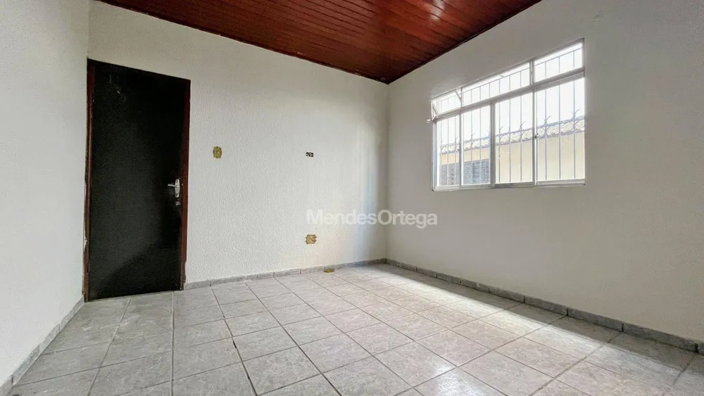 Casa, 3 quartos, 232 m² - Foto 4