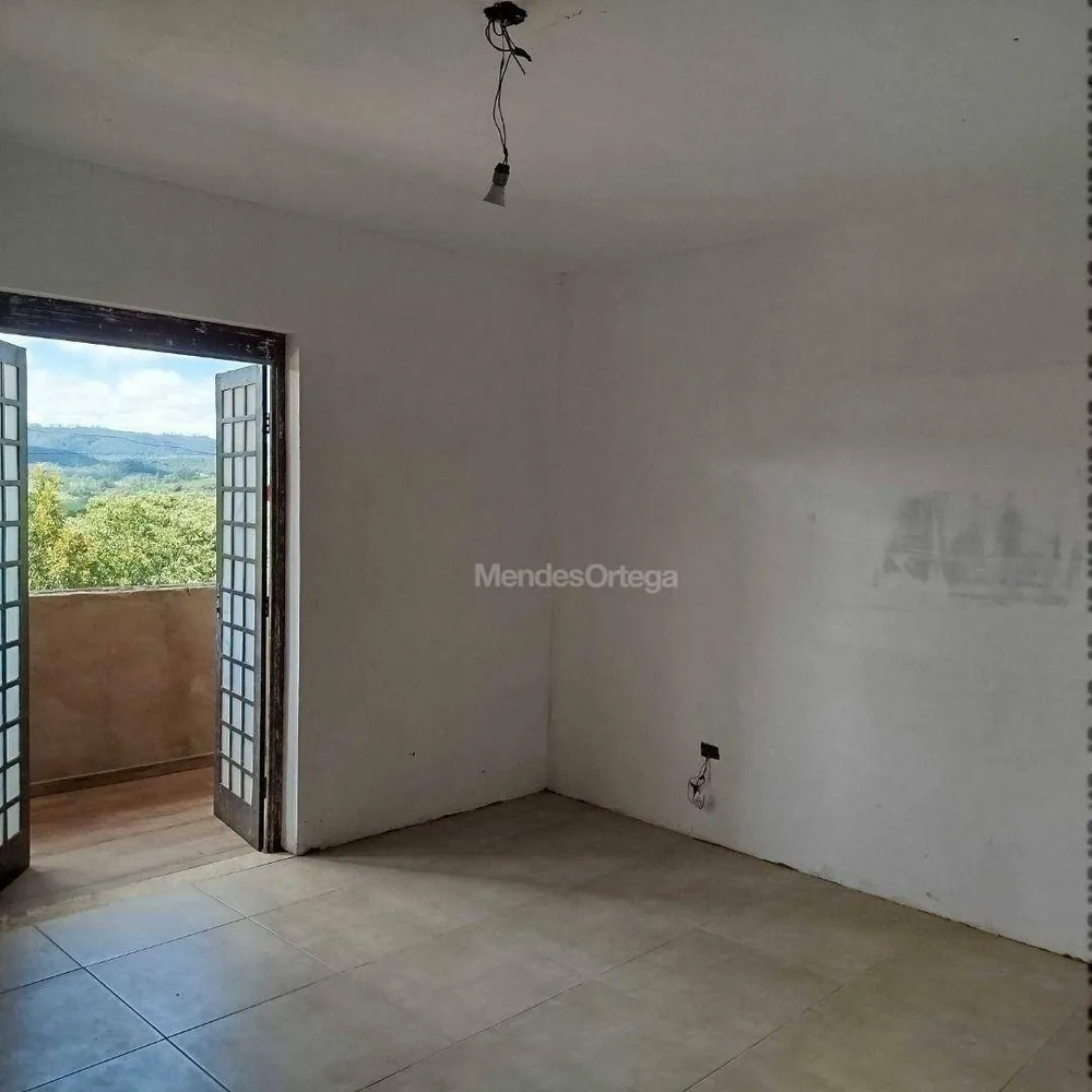 Chácara, 4 quartos, 1000 m² - Foto 3