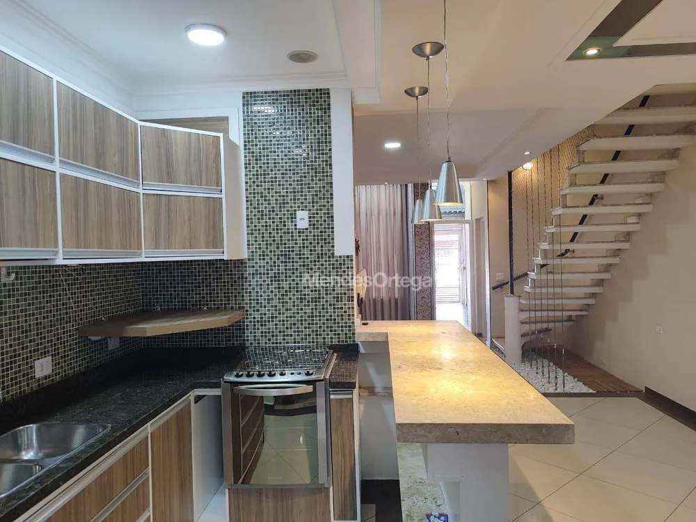 Casa, 3 quartos, 146 m² - Foto 2