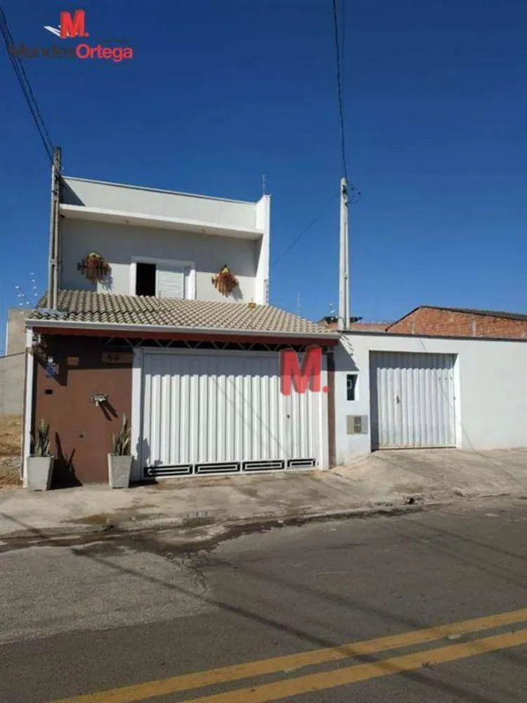 Casa, 2 quartos, 179 m² - Foto 1