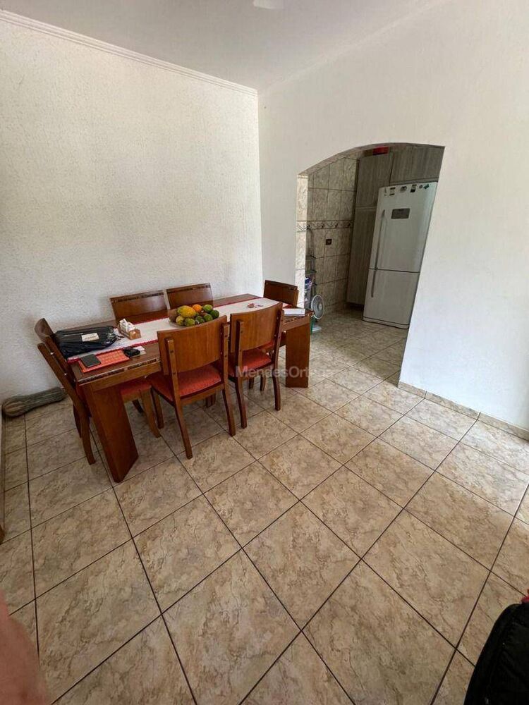 Chácara à venda com 2 quartos, 261m² - Foto 9