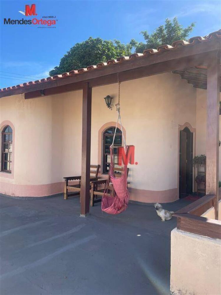 Casa, 3 quartos, 242 m² - Foto 4