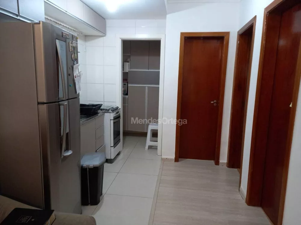 Apartamento à venda com 2 quartos, 70m² - Foto 5