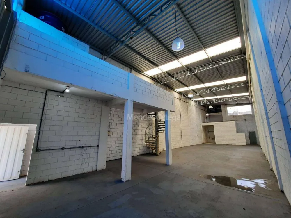 Depósito-Galpão, 235 m² - Foto 15