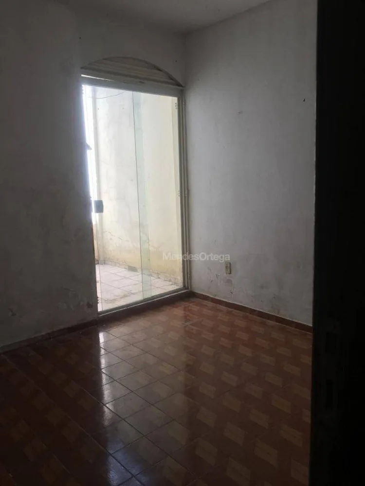 Casa, 2 quartos, 216 m² - Foto 13
