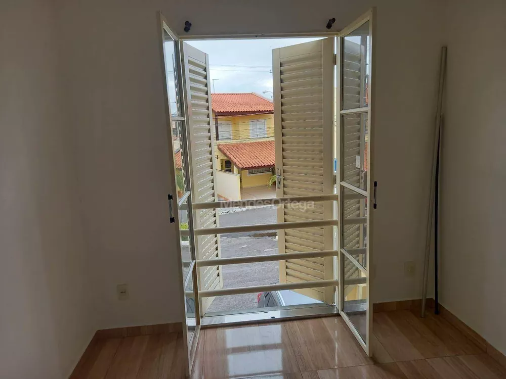 Casa de Condomínio à venda com 3 quartos, 70m² - Foto 4