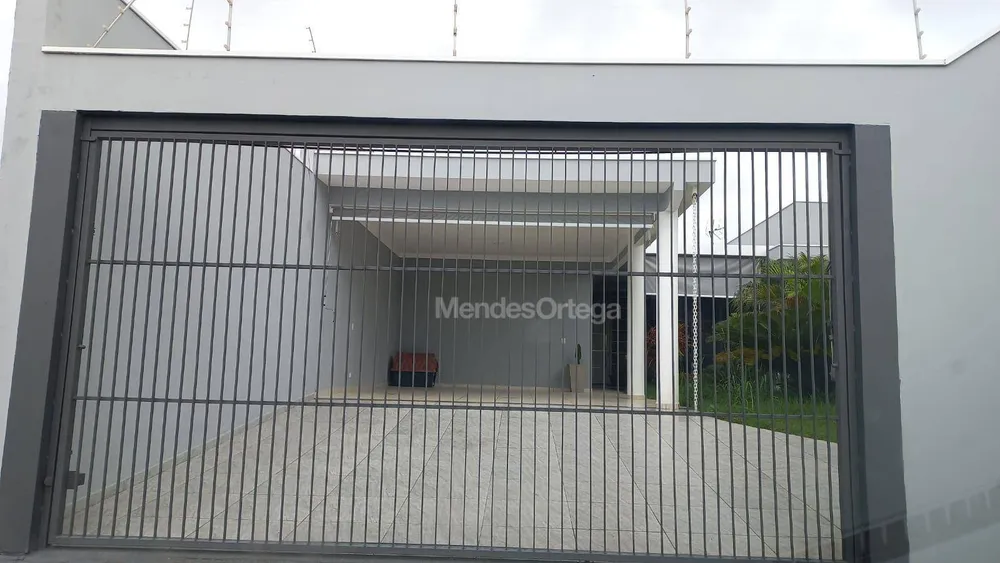 Casa, 3 quartos, 191 m² - Foto 1