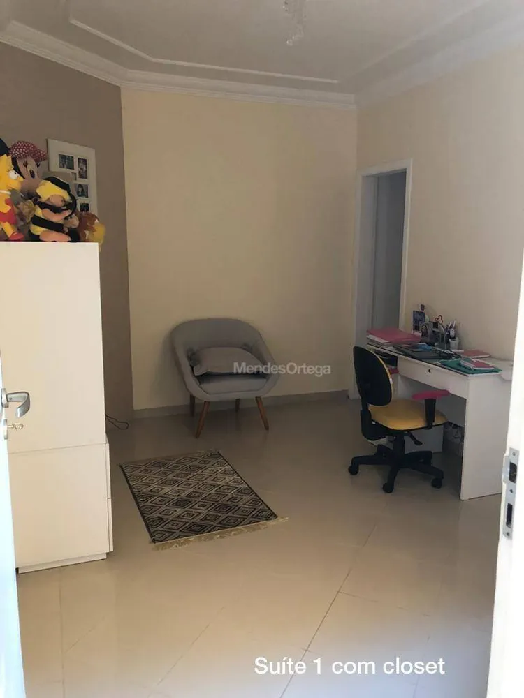 Casa, 3 quartos, 300 m² - Foto 9