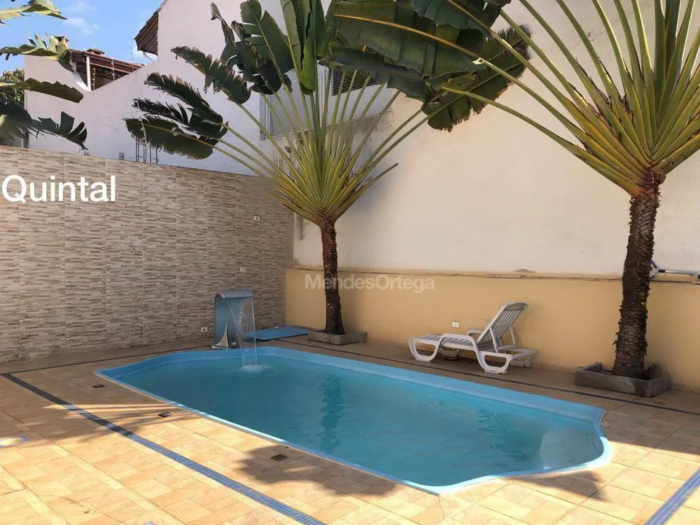 Casa, 3 quartos, 300 m² - Foto 13
