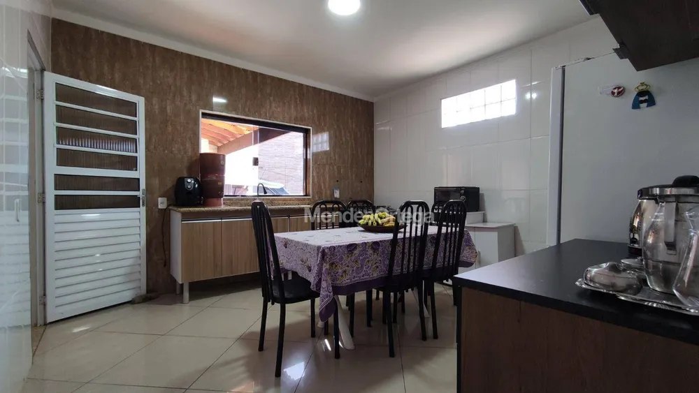 Casa, 3 quartos, 192 m² - Foto 5