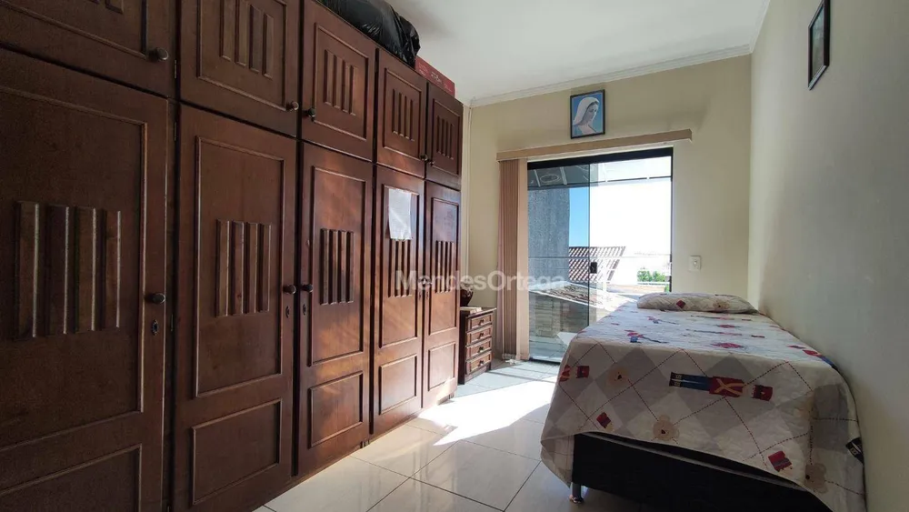 Casa, 3 quartos, 192 m² - Foto 6