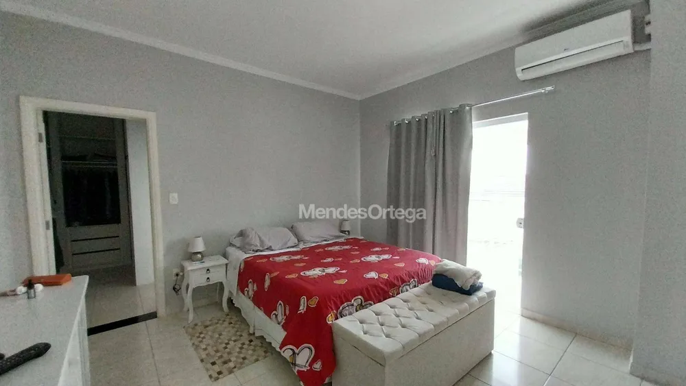 Casa, 3 quartos, 370 m² - Foto 12