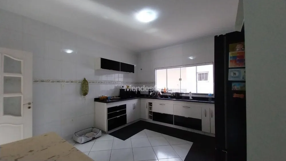 Casa, 3 quartos, 370 m² - Foto 4