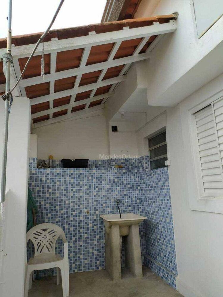Casa, 3 quartos, 180 m² - Foto 1