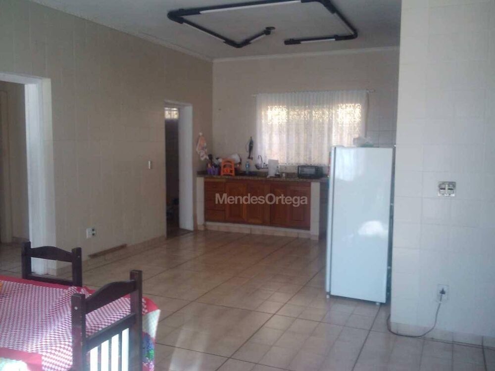 Casa, 2 quartos, 596 m² - Foto 4