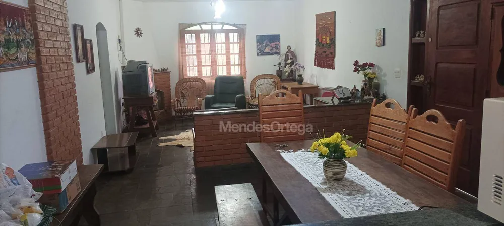 Chácara, 3 quartos, 2789 m² - Foto 12