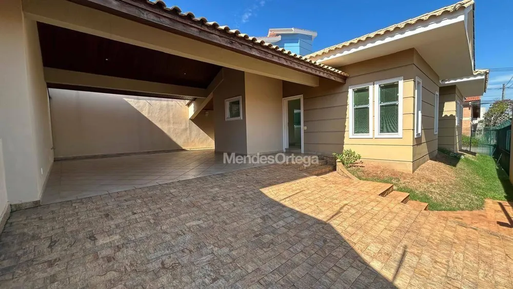 Casa, 3 quartos, 217 m² - Foto 3