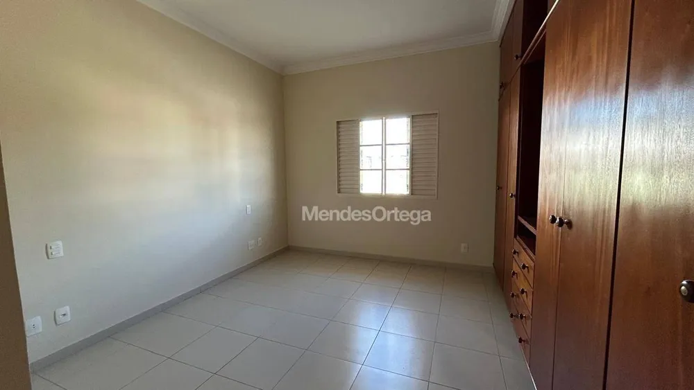 Casa, 3 quartos, 217 m² - Foto 14