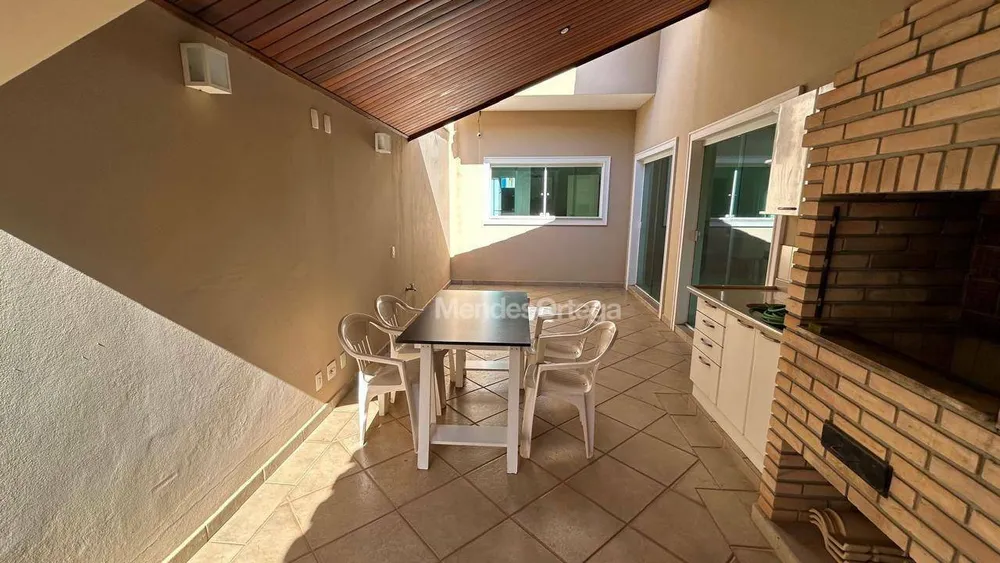 Casa, 3 quartos, 217 m² - Foto 6